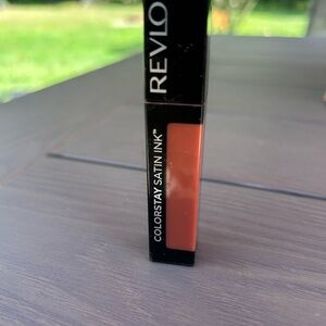 Revlon ColorStay Satin Ink in Citrine Queen